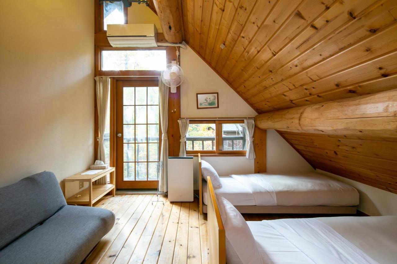 Canadian Loghouse Inn Azuminoyujin Exteriör bild
